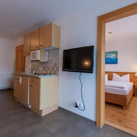 Noella Guest house *